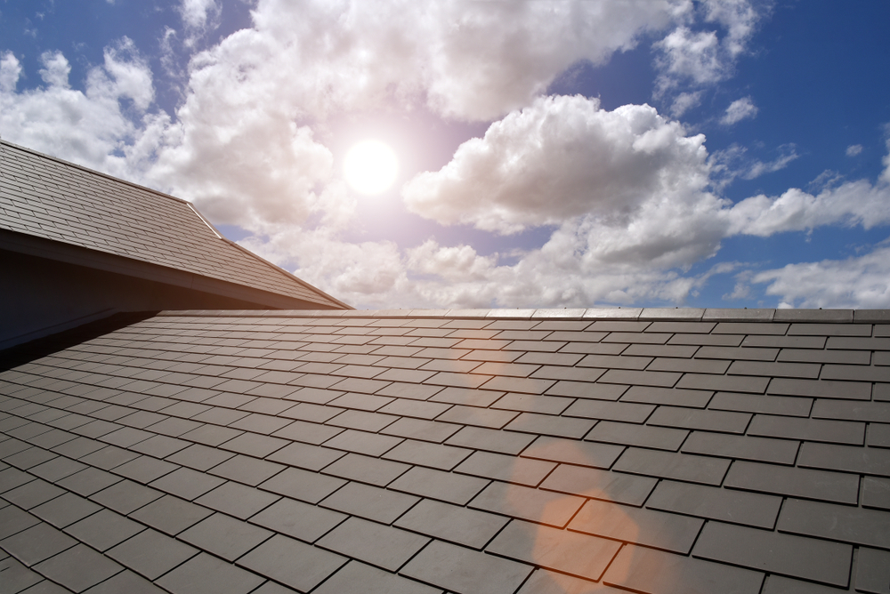 Slate,roof,house,with,blue,sky,at,asean