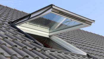 Skylight,on,a,residential,home,,exterior,shot